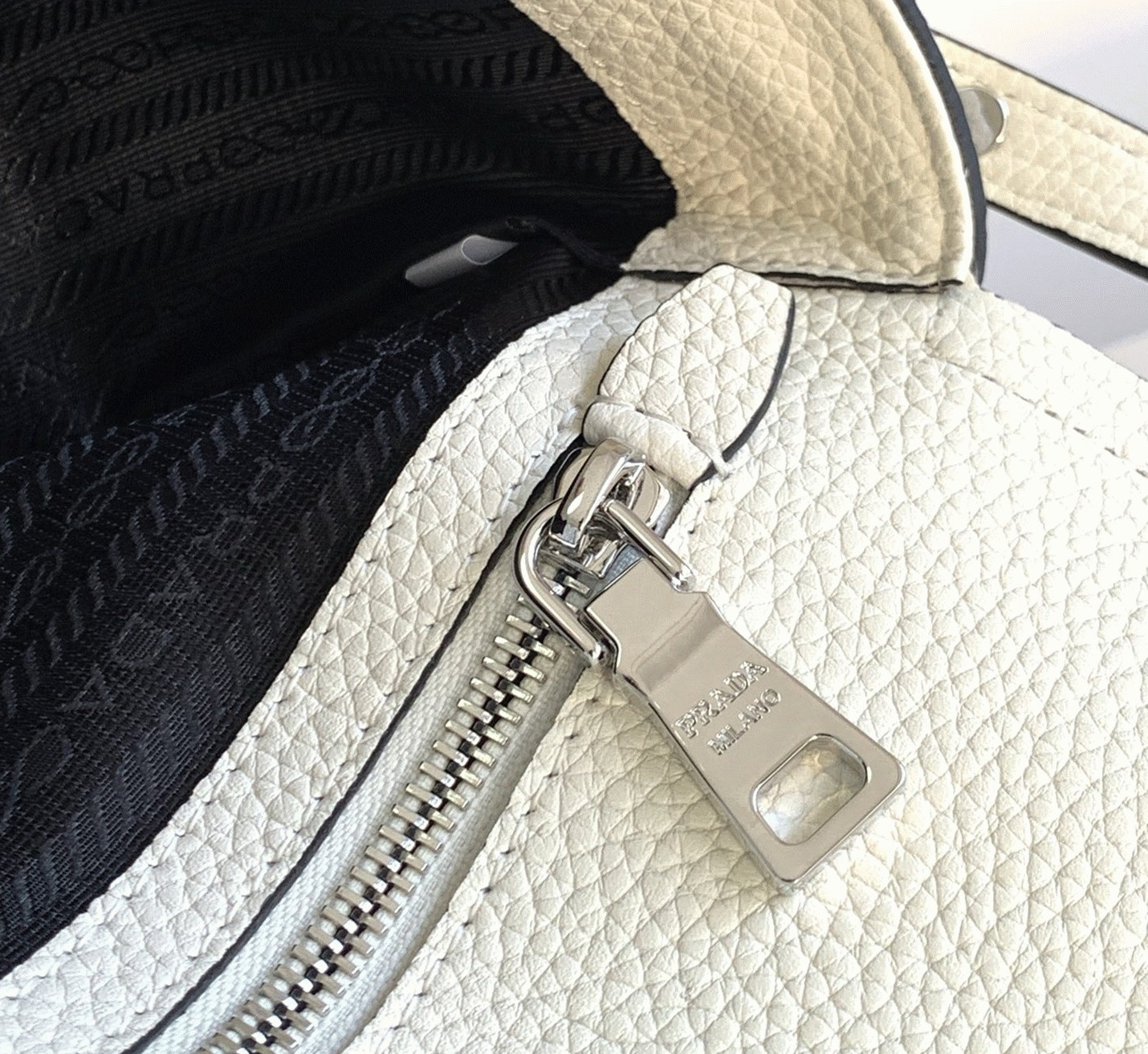 Prada Flap Shoulder Bag Fake in Cornflower angle 3