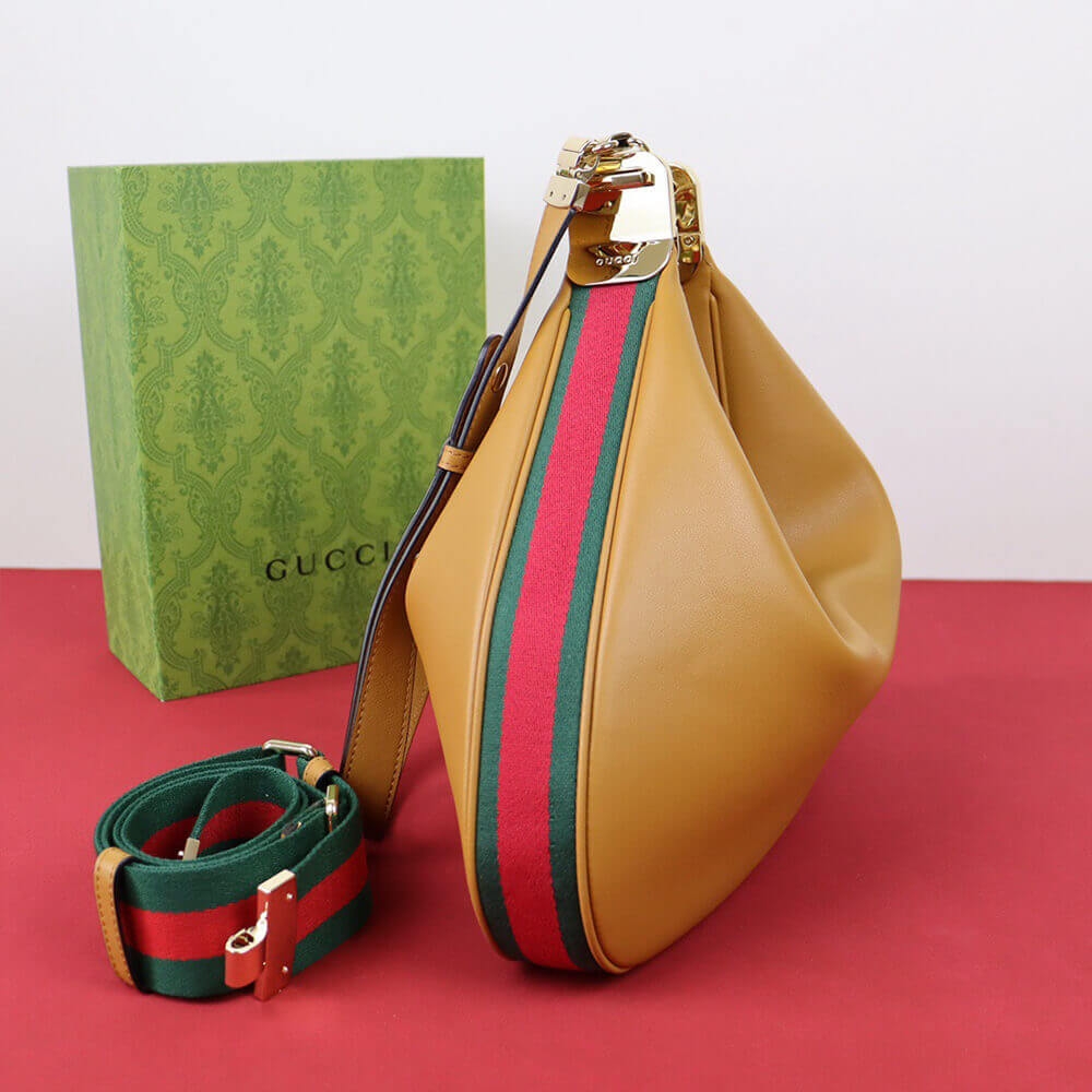 Gucci Attache large shoulder bag angle 2