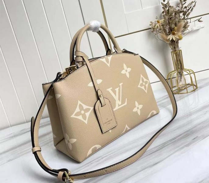 Louis Vuitton Bicolor Monogram Empreinte Leather Petit Palais Handbag In Tourterelle Gray And Cream angle 2