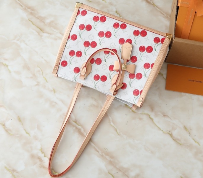 LV X TM Monogram Cherry Canvas Onthego MM In White Style 2 angle 3