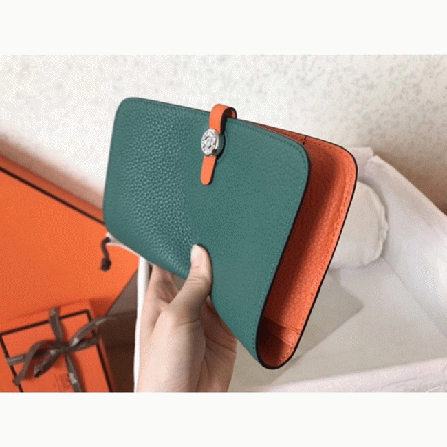Malachite orange top fake Hermes Dogon duo wallet angle 2