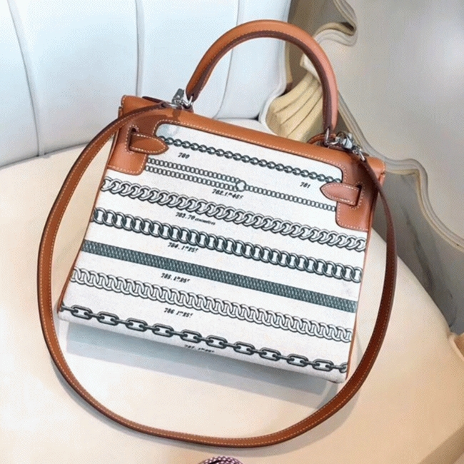 De Camp Dechainee Toile Replica Designer Hermes Kelly 28cm Limited Edition angle 2