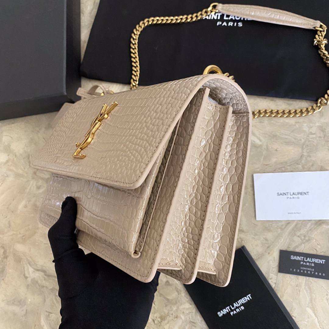 MANHATTAN MEDIUM SHOPPING BAG IN BOX SAINT LAURENT LEATHER angle 4