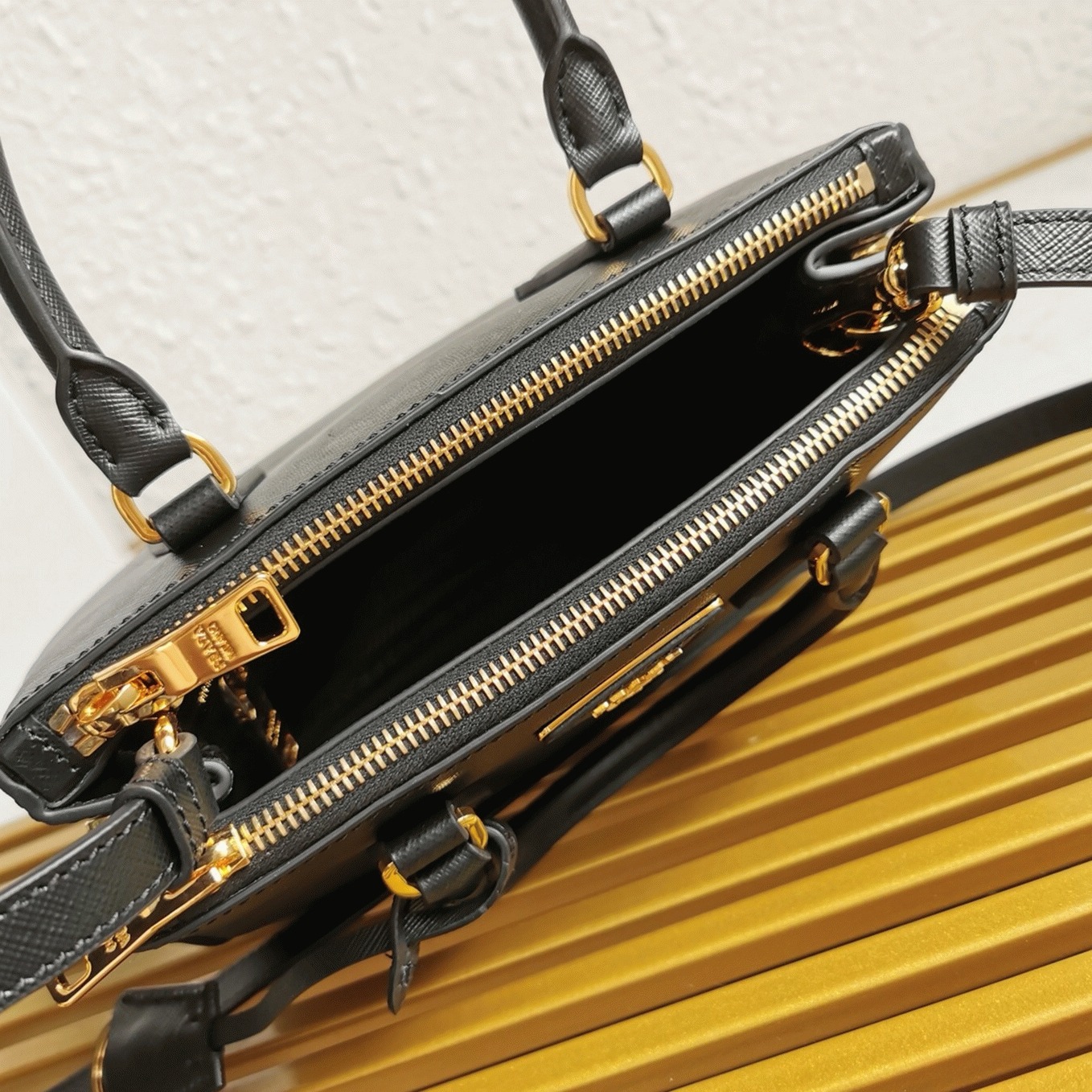 Black Prada Galleria Small Bag Fake angle 4