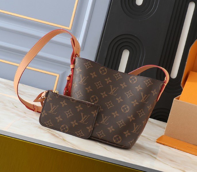 Monogram Canvas All In BB