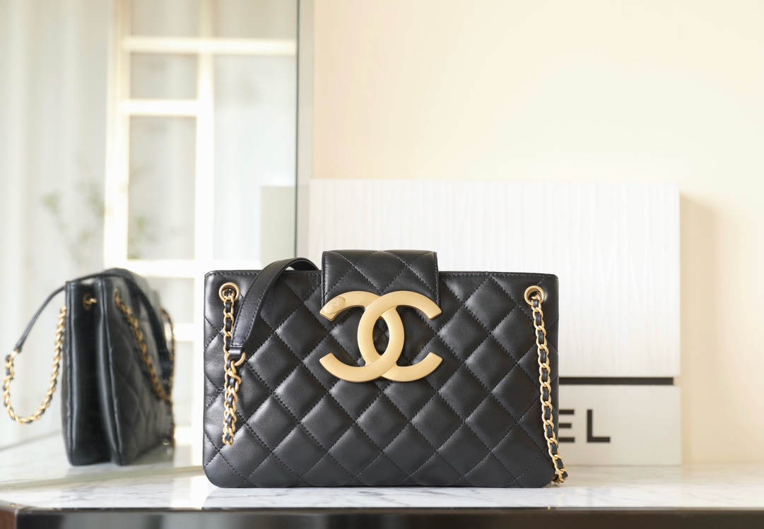 Chanel 24C
